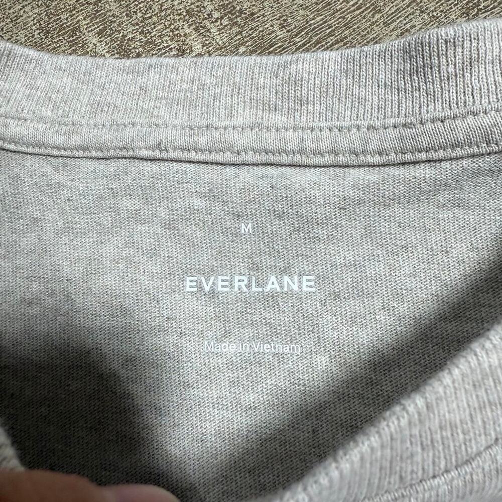 Earth Tone Everlane T-Shirt - Picture 6 of 8